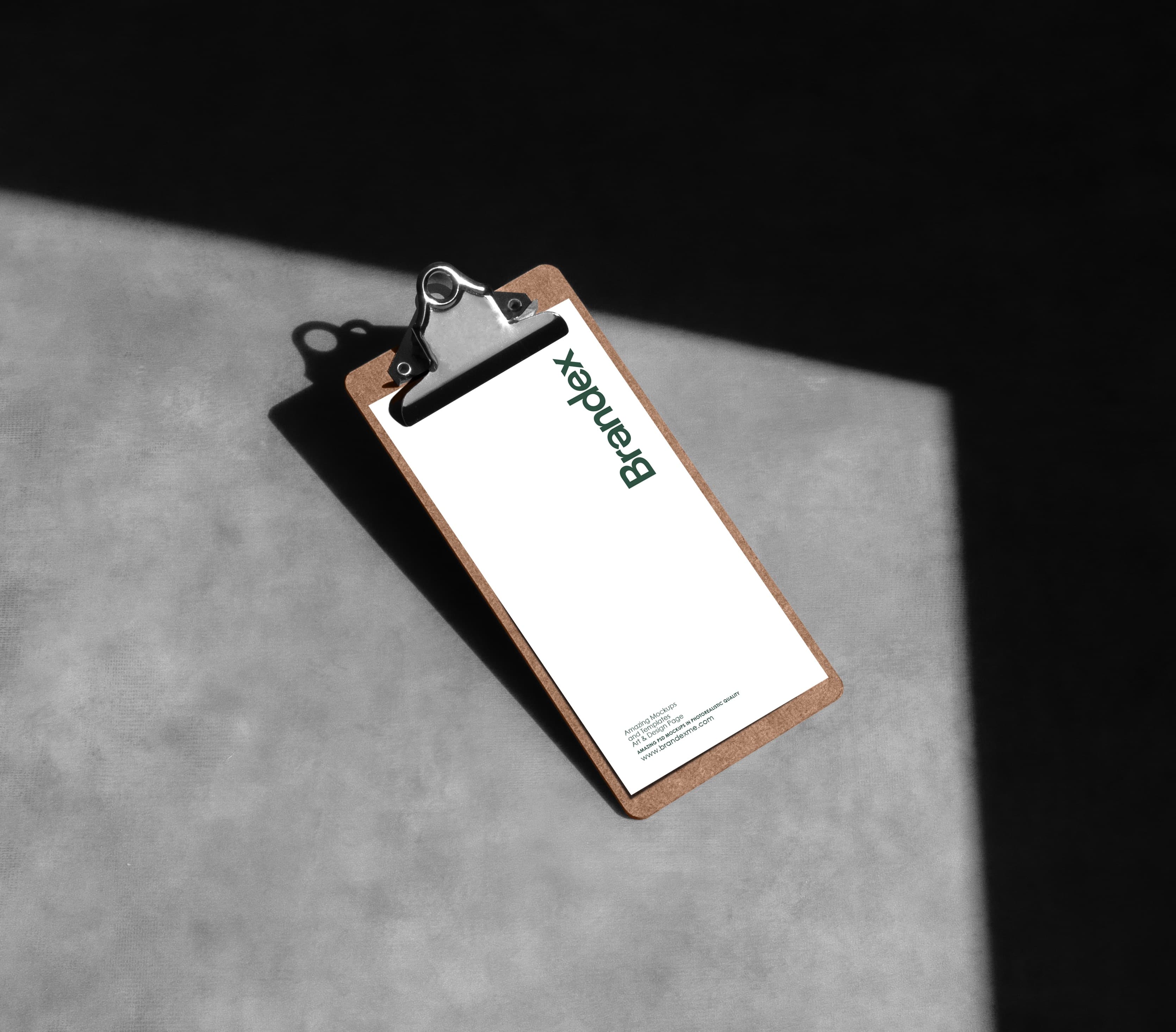 Shadowy clipboard mockup